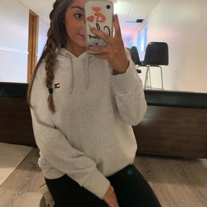 TOMMY HILFIGER SWEATSHIRT✨